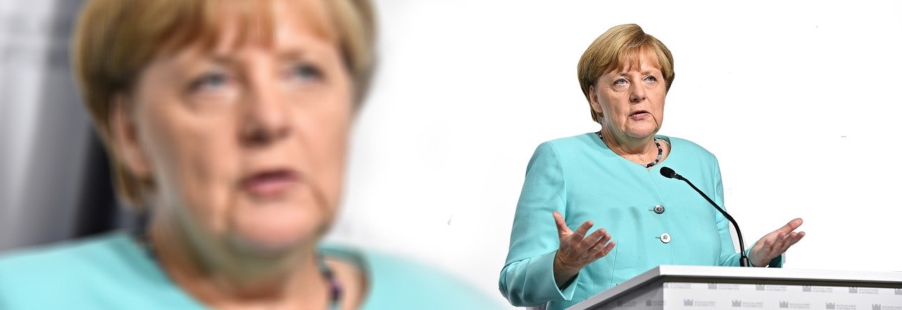 I migranti e Angela Merkel